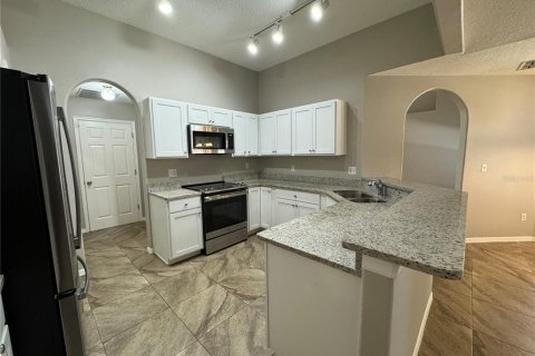 Villa ou maison à louer à Clermont, Floride: 3 chambres, 171.59 m2 № 2437226 - photo 7