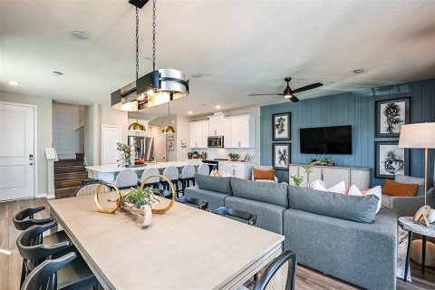 Townhouse in Sanford, Florida 3 bedrooms, 165.74 sq.m. № 1856522 - photo 5