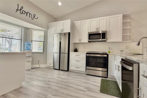 Villa ou maison à vendre à Boynton Beach, Floride: 3 chambres, 121.42 m2 № 2155231 - photo 12