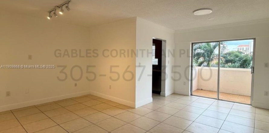 Apartamento en Coral Gables, Florida 2 dormitorios, 92.9 m2 № 1965482