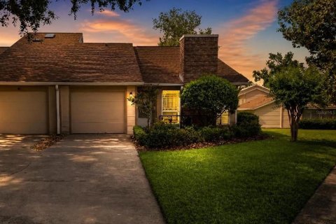 Adosado en Ocala, Florida 2 dormitorios, 106.93 m2 № 2155848