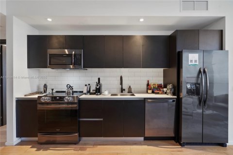 Купить кондоминиум в Майами, Флорида 3 спальни, 105.44м2, № 1968410 - фото 4