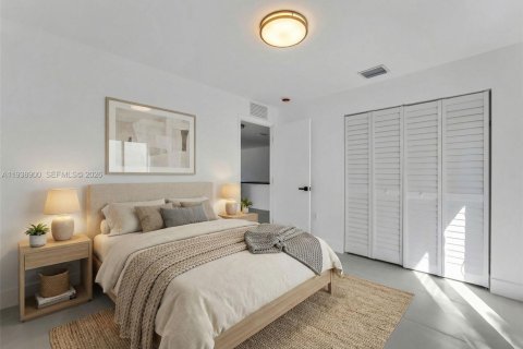 Immobilier commercial à vendre à Miami, Floride № 2001285 - photo 4