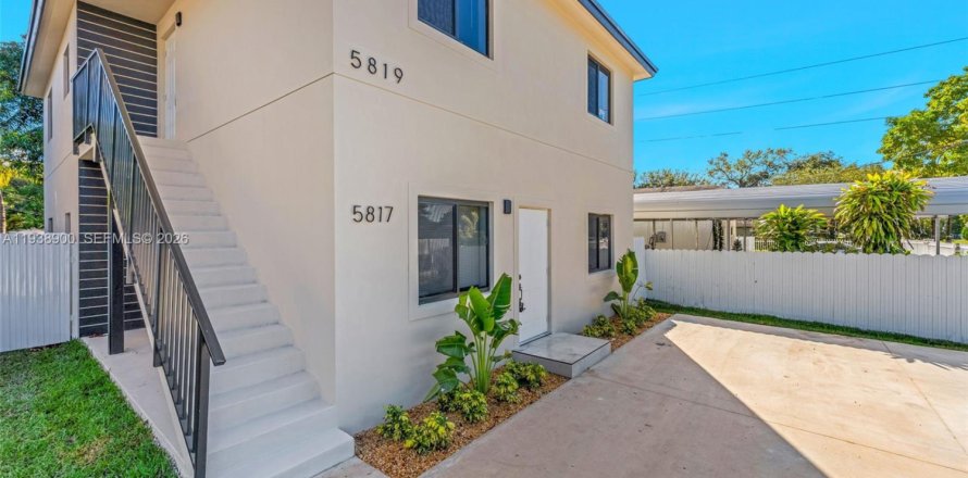 Immobilier commercial à Miami, Floride № 2001285