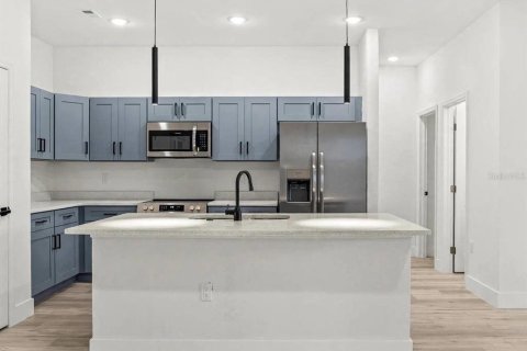 Villa ou maison à louer à Dunnellon, Floride: 4 chambres, 144.93 m2 № 2431096 - photo 4