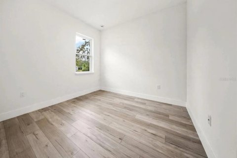 Villa ou maison à louer à Dunnellon, Floride: 4 chambres, 144.93 m2 № 2431096 - photo 7