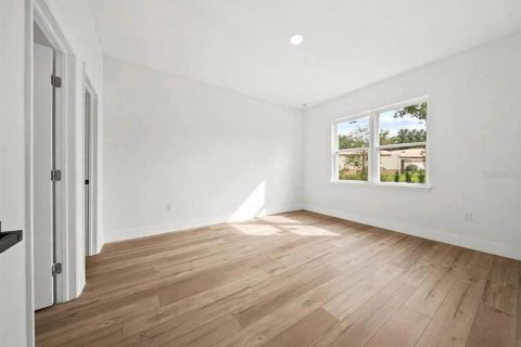 Villa ou maison à louer à Dunnellon, Floride: 4 chambres, 144.93 m2 № 2431096 - photo 6