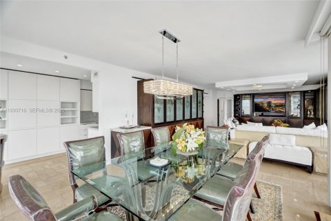 Copropriété à vendre à Aventura, Floride: 3 chambres, 184.88 m2 № 1989848 - photo 8