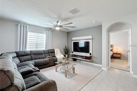 Casa en alquiler en Davenport, Florida, 4 dormitorios, 171.5 m2 № 1900158 - foto 6