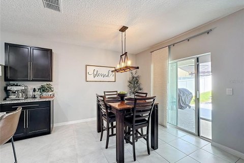 Casa en alquiler en Davenport, Florida, 4 dormitorios, 171.5 m2 № 1900158 - foto 16