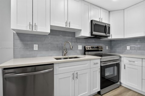 Copropriété à vendre à Wilton Manors, Floride: 1 chambre, 65.03 m2 № 1952334 - photo 14