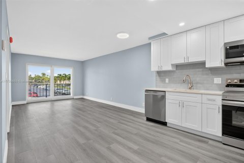 Copropriété à vendre à Wilton Manors, Floride: 1 chambre, 65.03 m2 № 1952334 - photo 15