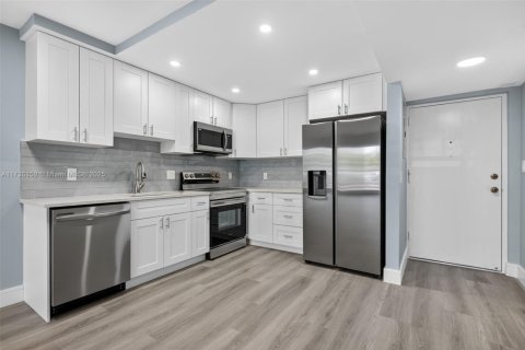 Copropriété à vendre à Wilton Manors, Floride: 1 chambre, 65.03 m2 № 1952334 - photo 13