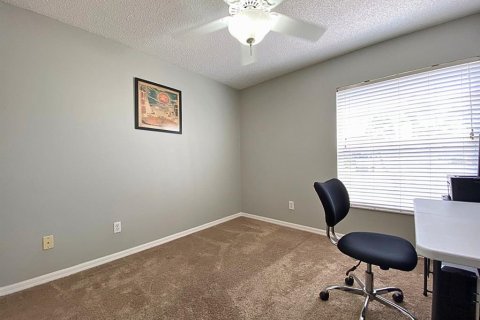 House in Edgewater, Florida 3 bedrooms, 150.32 sq.m. № 1589725 - photo 11