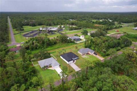 Casa en venta en North Port, Florida, 4 dormitorios, 156.17 m2 № 1815783 - foto 12