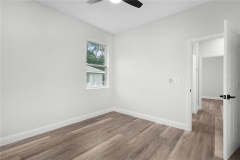 Casa en venta en North Port, Florida, 4 dormitorios, 156.17 m2 № 1815783 - foto 28