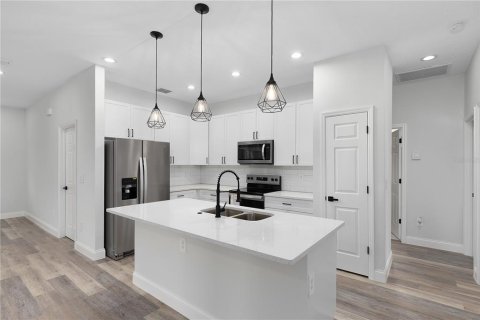 Casa en venta en North Port, Florida, 4 dormitorios, 156.17 m2 № 1815783 - foto 16