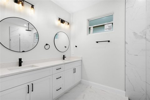 Casa en venta en North Port, Florida, 4 dormitorios, 156.17 m2 № 1815783 - foto 25