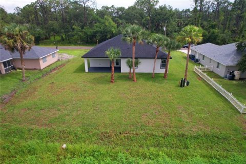 Casa en venta en North Port, Florida, 4 dormitorios, 156.17 m2 № 1815783 - foto 8