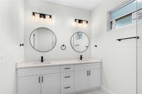 Casa en venta en North Port, Florida, 4 dormitorios, 156.17 m2 № 1815783 - foto 27