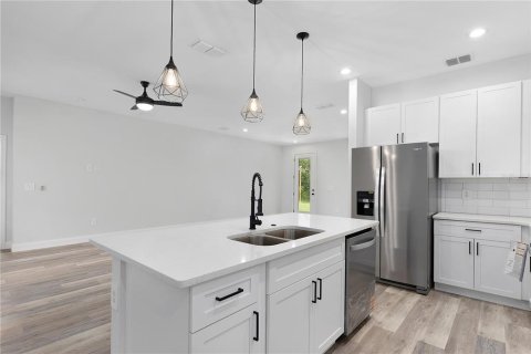 Casa en venta en North Port, Florida, 4 dormitorios, 156.17 m2 № 1815783 - foto 18