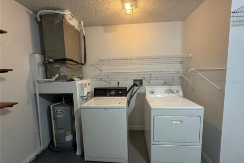Apartamento en alquiler en Dunnellon, Florida, 3 dormitorios, 129.41 m2 № 1770144 - foto 6