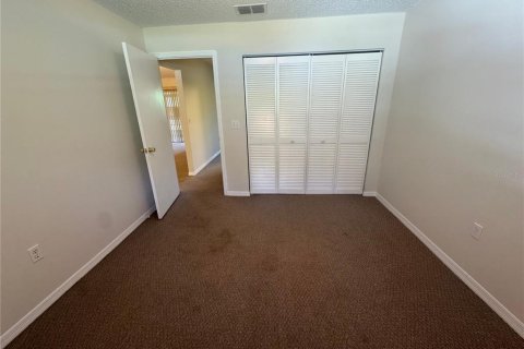 Apartamento en alquiler en Dunnellon, Florida, 3 dormitorios, 129.41 m2 № 1770144 - foto 2