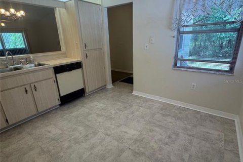 Apartamento en alquiler en Dunnellon, Florida, 3 dormitorios, 129.41 m2 № 1770144 - foto 10