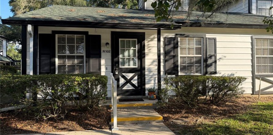 Condo à Ocala, Floride, 2 chambres  № 2388735