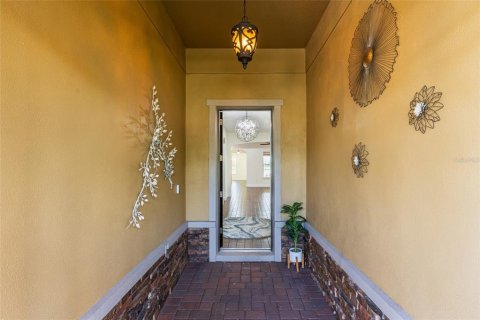 House in Bradenton, Florida 3 bedrooms, 245.35 sq.m. № 2110364 - photo 7