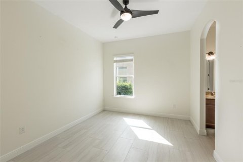 House in Bradenton, Florida 3 bedrooms, 245.35 sq.m. № 2110364 - photo 29