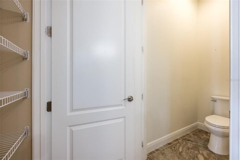 House in Bradenton, Florida 3 bedrooms, 245.35 sq.m. № 2110364 - photo 26