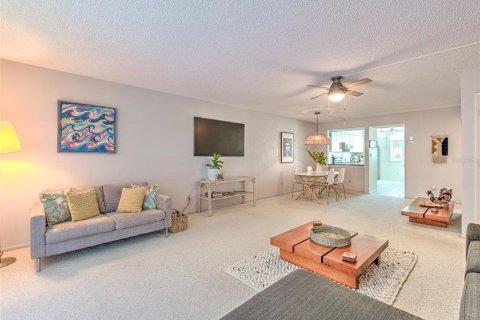 Condominio en alquiler en Longboat Key, Florida, 2 dormitorios, 135.27 m2 № 1537432 - foto 22