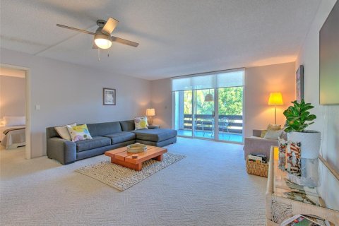 Condominio en alquiler en Longboat Key, Florida, 2 dormitorios, 135.27 m2 № 1537432 - foto 20