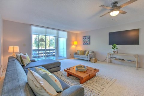 Condominio en alquiler en Longboat Key, Florida, 2 dormitorios, 135.27 m2 № 1537432 - foto 19