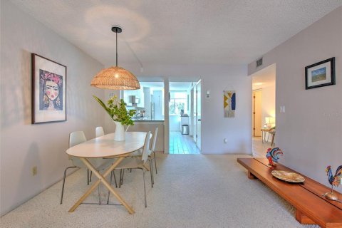 Condominio en alquiler en Longboat Key, Florida, 2 dormitorios, 135.27 m2 № 1537432 - foto 15