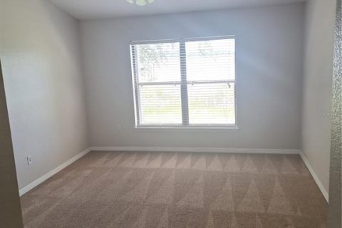House in Tavares, Florida 4 bedrooms, 176.61 sq.m. № 2214076 - photo 6