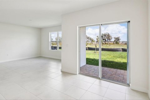 Casa en venta en Haines City, Florida, 4 dormitorios, 168.52 m2 № 2387669 - foto 12