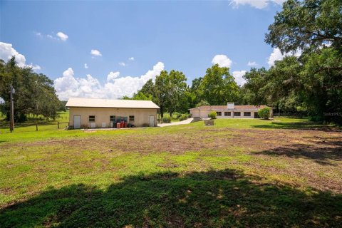 House in Dade City, Florida 3 bedrooms, 293.29 sq.m. № 1808923 - photo 30