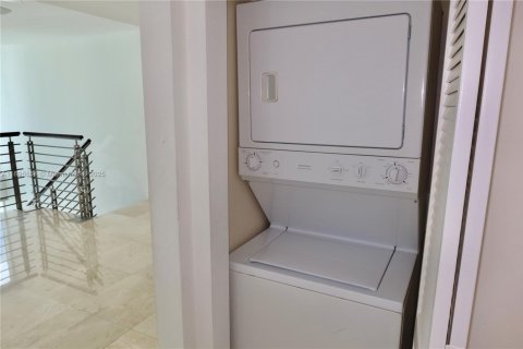 Appartement à louer à Miami, Floride: 1 chambre, 91.14 m2 № 1947203 - photo 7
