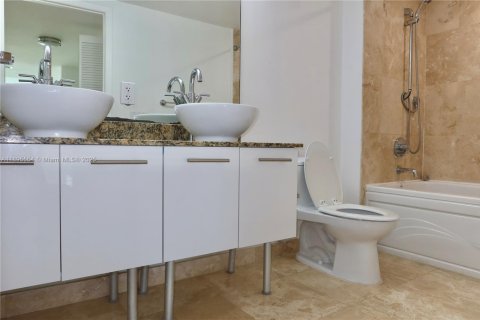 Appartement à louer à Miami, Floride: 1 chambre, 91.14 m2 № 1947203 - photo 9