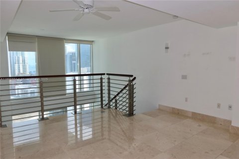 Appartement à louer à Miami, Floride: 1 chambre, 91.14 m2 № 1947203 - photo 5