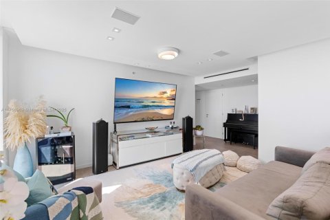 Copropriété à vendre à Miami, Floride: 4 chambres, 317.26 m2 № 1875485 - photo 26