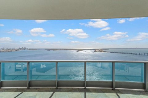 Copropriété à vendre à Miami, Floride: 4 chambres, 317.26 m2 № 1875485 - photo 3