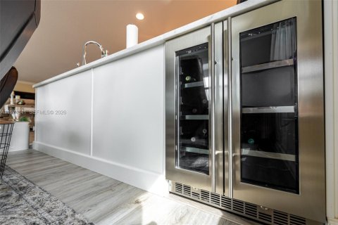 Купить виллу или дом в Дженсен-Бич, Флорида 2 спальни, 228.54м2, № 2049891 - фото 16