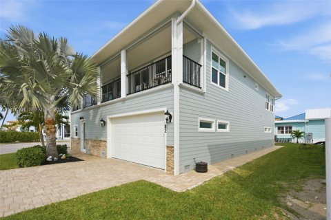 Купить виллу или дом в Дженсен-Бич, Флорида 2 спальни, 228.54м2, № 2049891 - фото 3