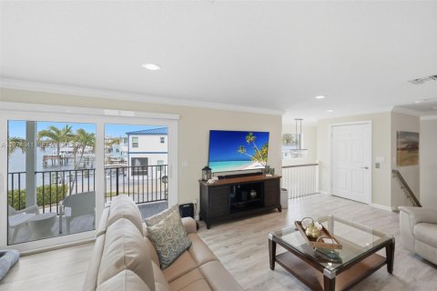 Купить виллу или дом в Дженсен-Бич, Флорида 2 спальни, 228.54м2, № 2049891 - фото 20