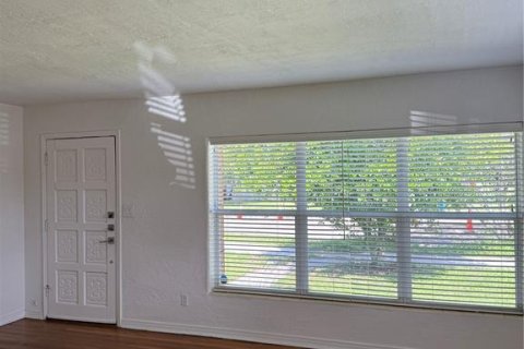 Villa ou maison à louer à Orlando, Floride: 3 chambres, 144 m2 № 1829336 - photo 3