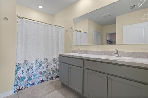Casa en venta en New Smyrna Beach, Florida, 4 dormitorios, 172.33 m2 № 2150746 - foto 16