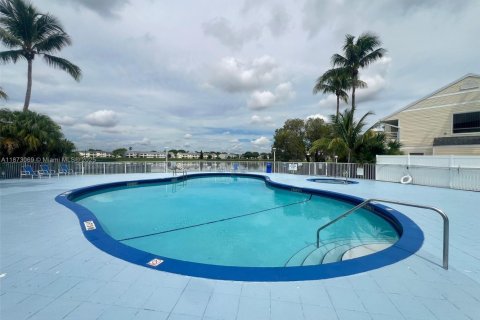 Apartamento en alquiler en Oakland Park, Florida, 1 dormitorio, 81.01 m2 № 1925397 - foto 21